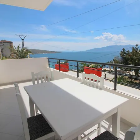 Eleana Apartment *