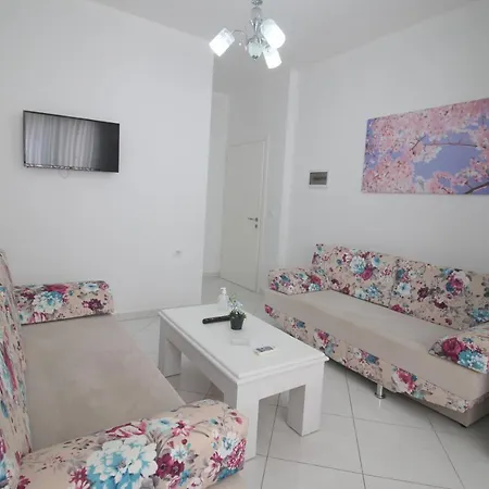 Eleana * Sarande