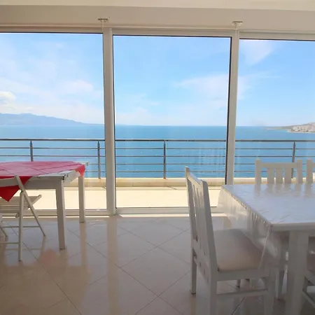 Eleana * Sarande
