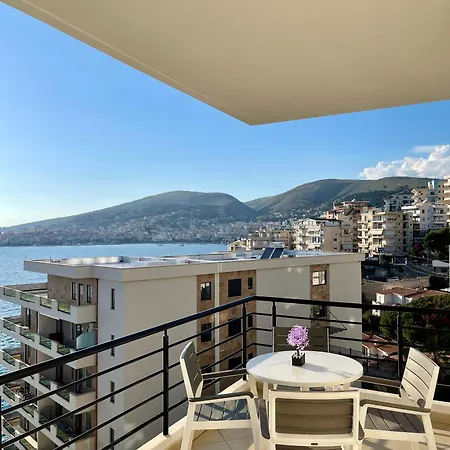 Eleana Apartment *