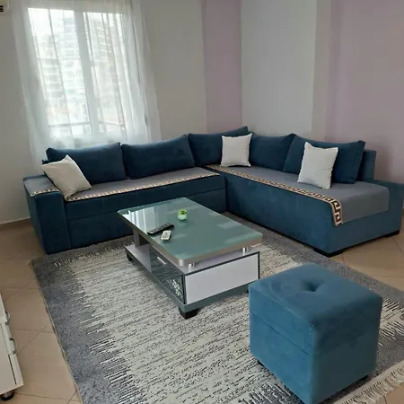 Eleana * Sarandë