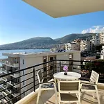 Eleana Apartment *