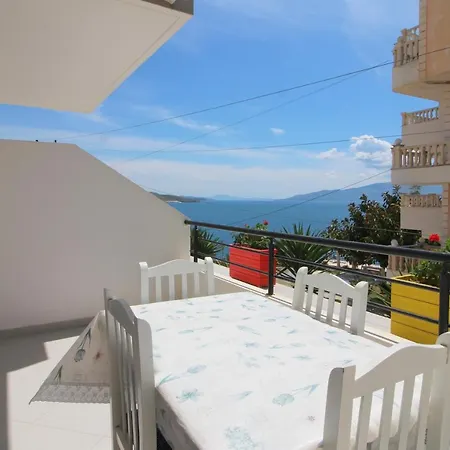 Eleana * Sarandë