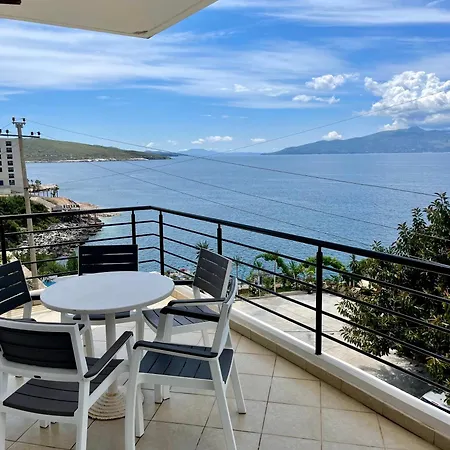 Eleana * Sarandë