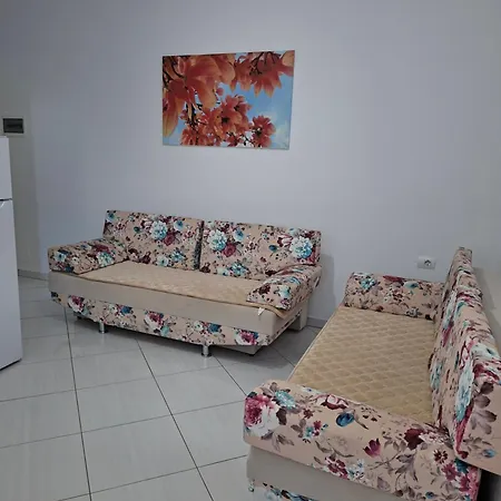 Eleana Apartment