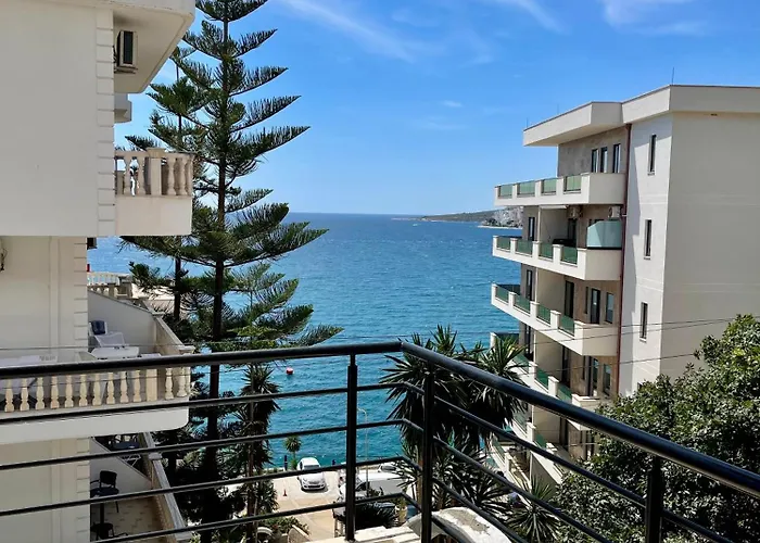 Eleana * Sarandë